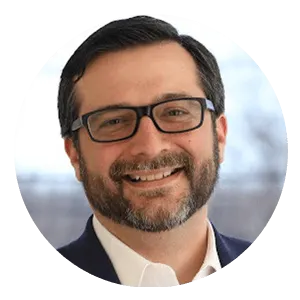 Headshot of business professional Ryan Maizel